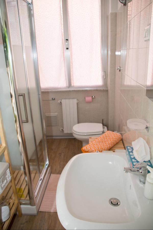 La Casa Dei Nonni Lägenhet Livorno Exteriör bild