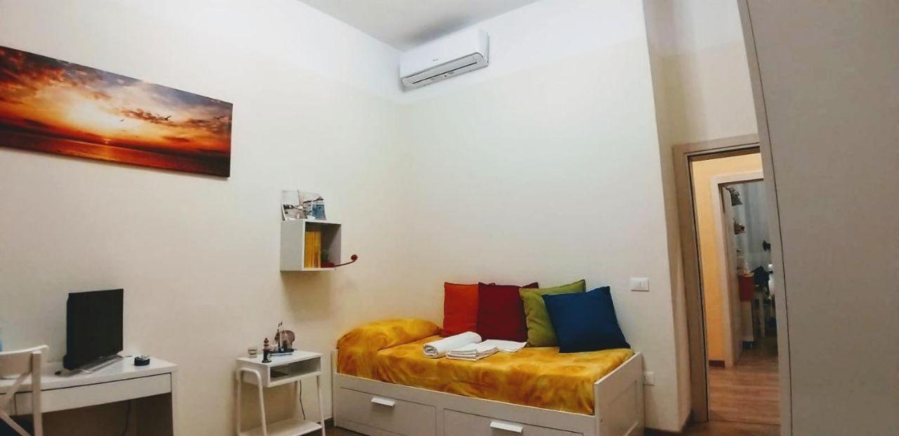 La Casa Dei Nonni Lägenhet Livorno Exteriör bild